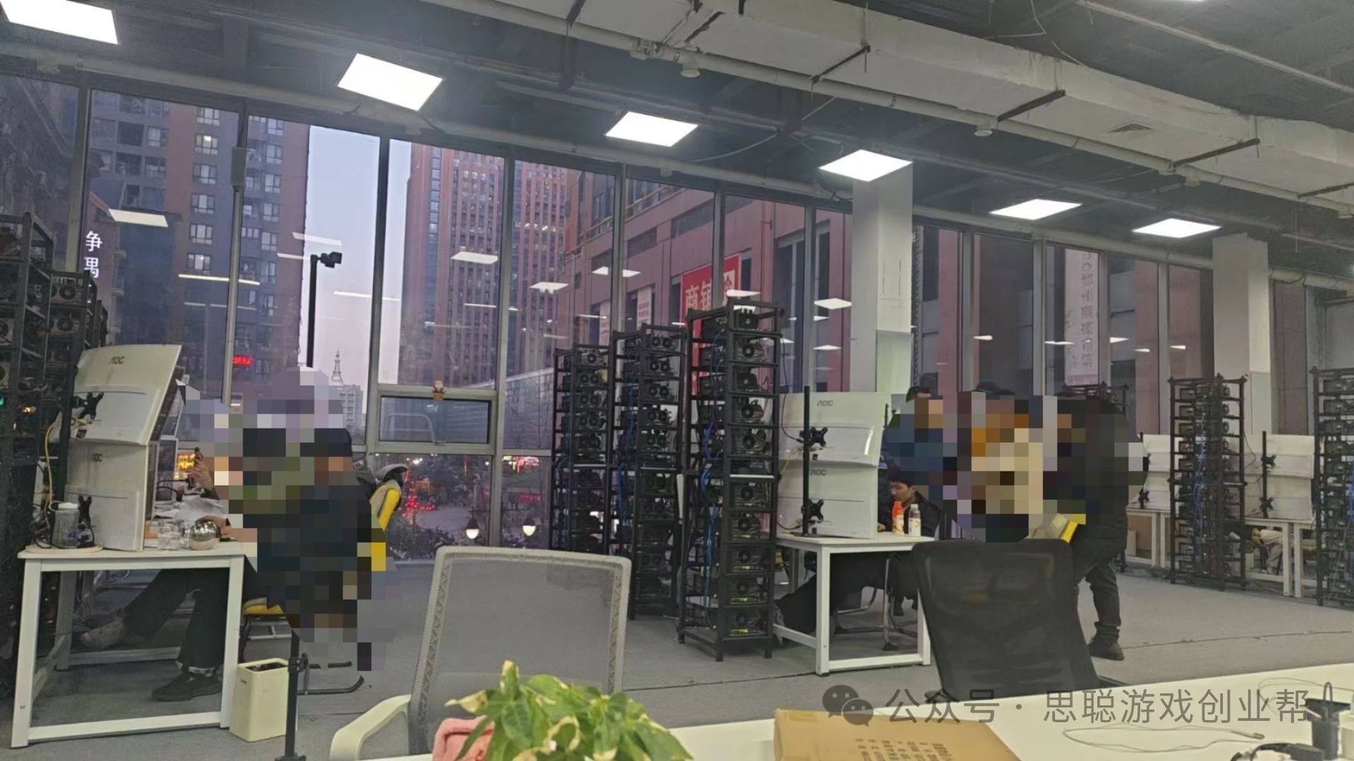 老板们,今年选择开搬砖工作室的六大理由!